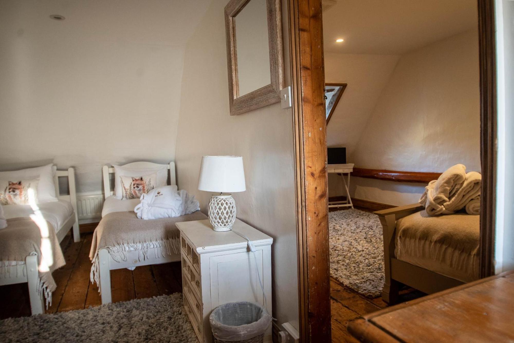 Deer'S Glade Caravan & Camping Park Norwich Bagian luar foto